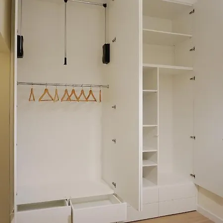 Apartment Apartament Centrum Kamienica! Nowy! Wi-fi, Smart Tv
